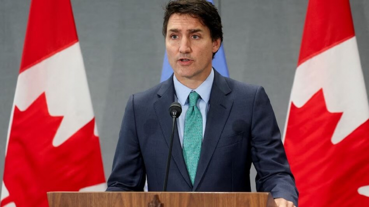 نخست وزیر کانادا، بدون اشاره به اقدامات جنایتکارانه و جنون آمیز رژیم صهیونیستی، حمله پهپادی و موشکی ایران به اسرائیل را محکوم کرد.

