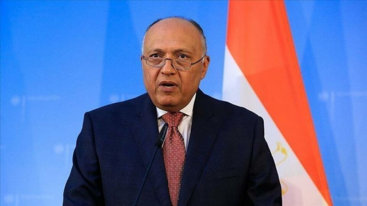 وزیر امور خارجه مصر در دیدار با سرپرست ریاست جمهوری گفت: جمهوری اسلامی ایران نظامی ریشه دار و دارای ارکان مستحکم است، اطمینان داریم برغم این اتفاق ناگوار از این برهه حساس نیز عبور خواهد کرد و مصر خواهان تقویت روابط با ایران است.
